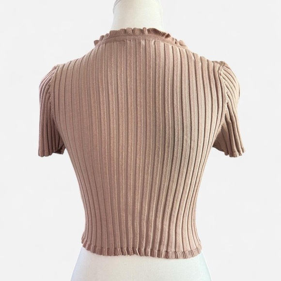 Love Tree Ribbed Short Sleeve Ruffle Crop Top | Size L - Picture 4 of 6